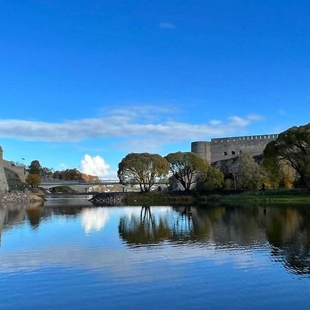 New Apartment With A View In The Town Center Narva Luaran gambar