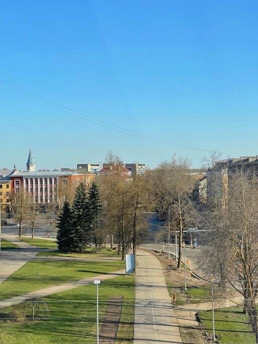 New Apartment With A View In The Town Center Narva Luaran gambar