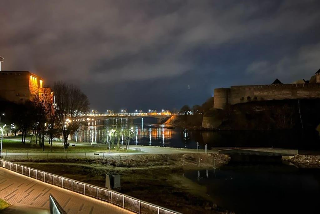 New Apartment With A View In The Town Center Narva Luaran gambar