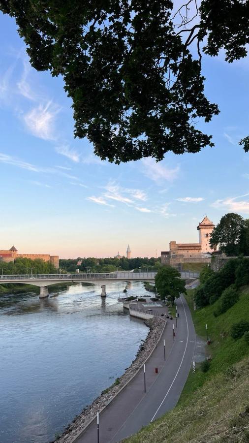 New Apartment With A View In The Town Center Narva Luaran gambar
