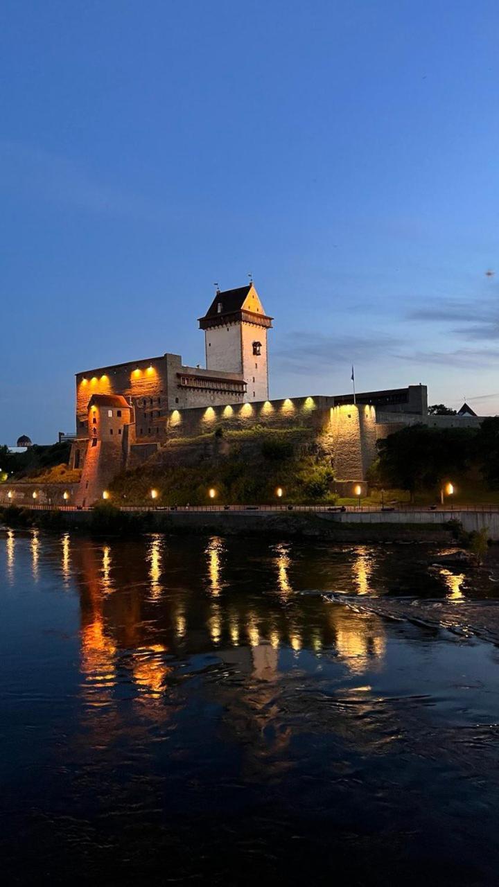 New Apartment With A View In The Town Center Narva Luaran gambar